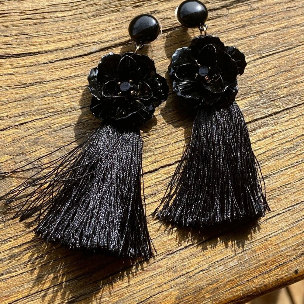 Baublebar Sugarfix Black floral flower and Tassel Fringe Earrings